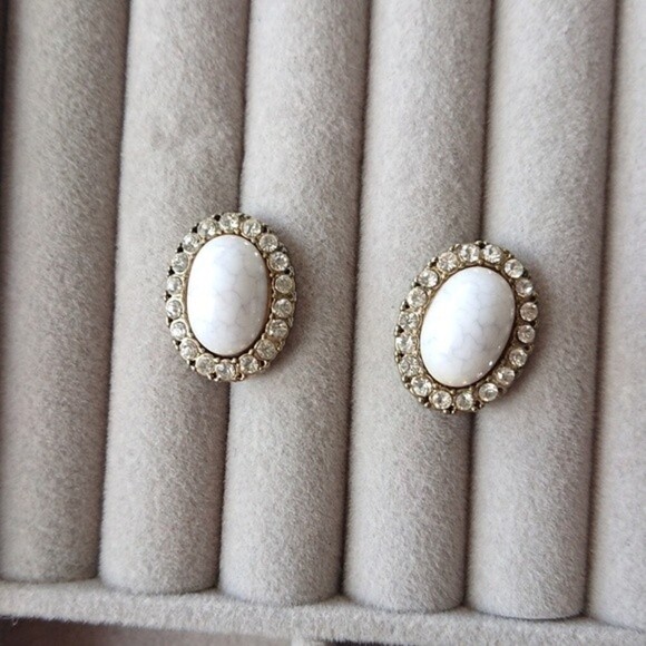 Vintage marble and crystal earrings - Picture 5 of 7